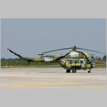 Mi-2_5243_Krzesiny_Poland.jpg
