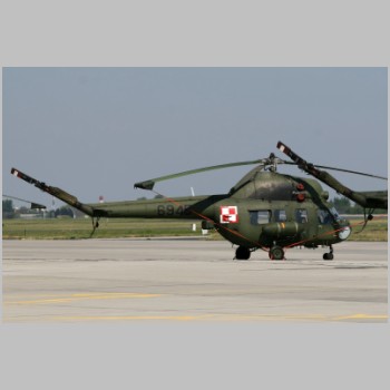 Mi-2_6945_Krzesiny_Poland.jpg